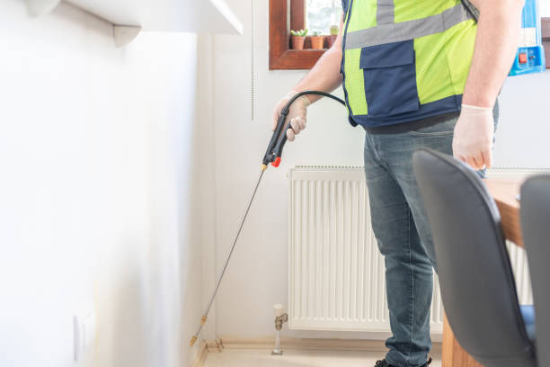 Best Best Pest Control Companies  in Fall River, WI
